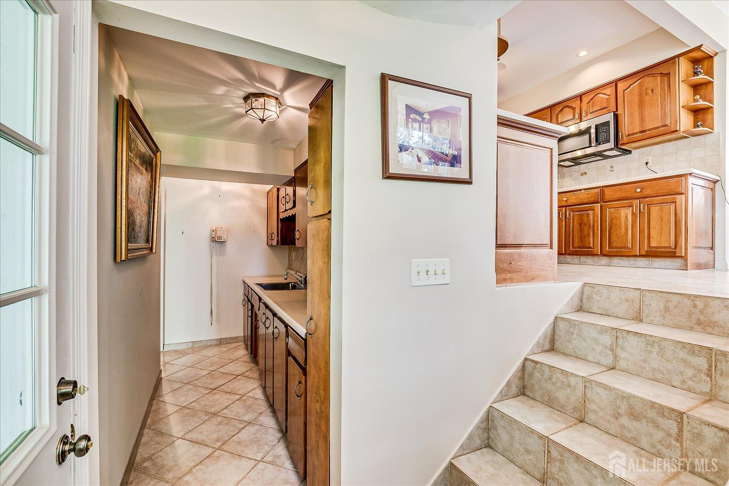64 Annette Drive, Edison, NJ, 08820 image 19