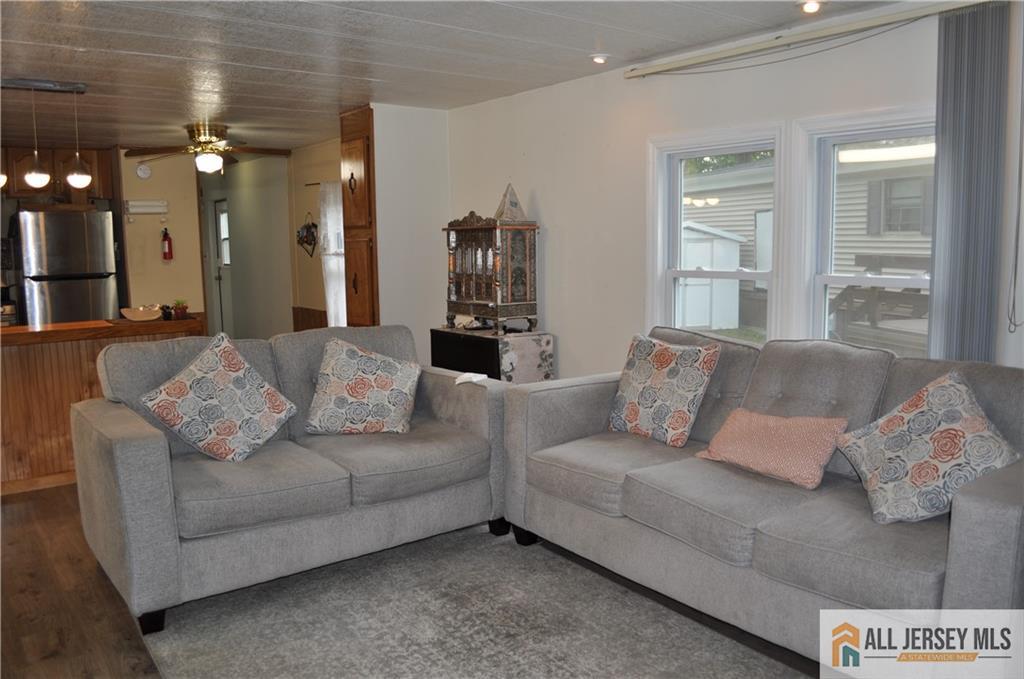 28 Dickens Road Image 4