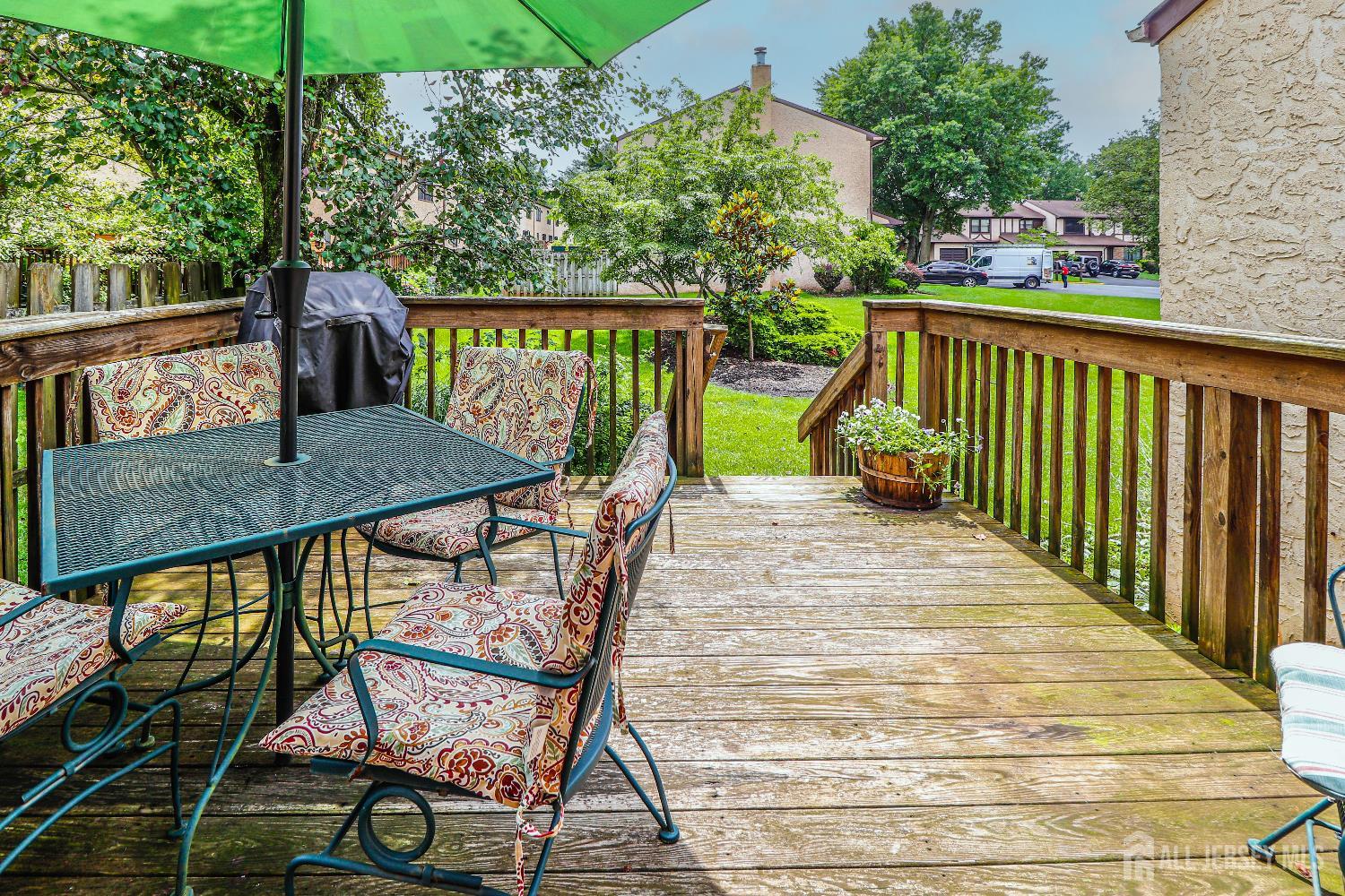 21 Teaberry Drive, Edison, NJ, 08820 image 27