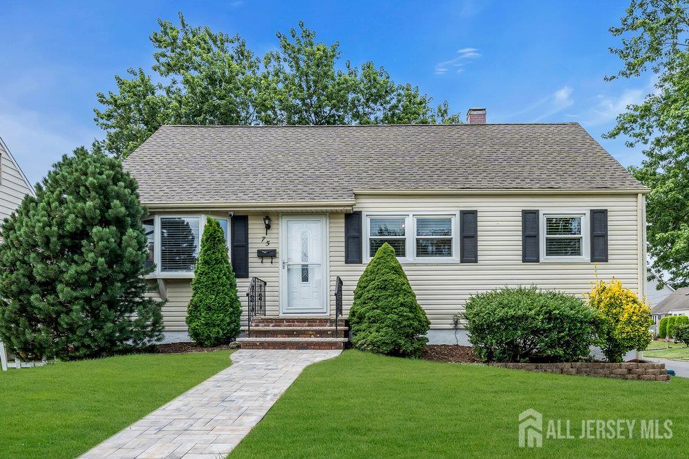 75 S McKinley Avenue, Iselin, NJ, 08830