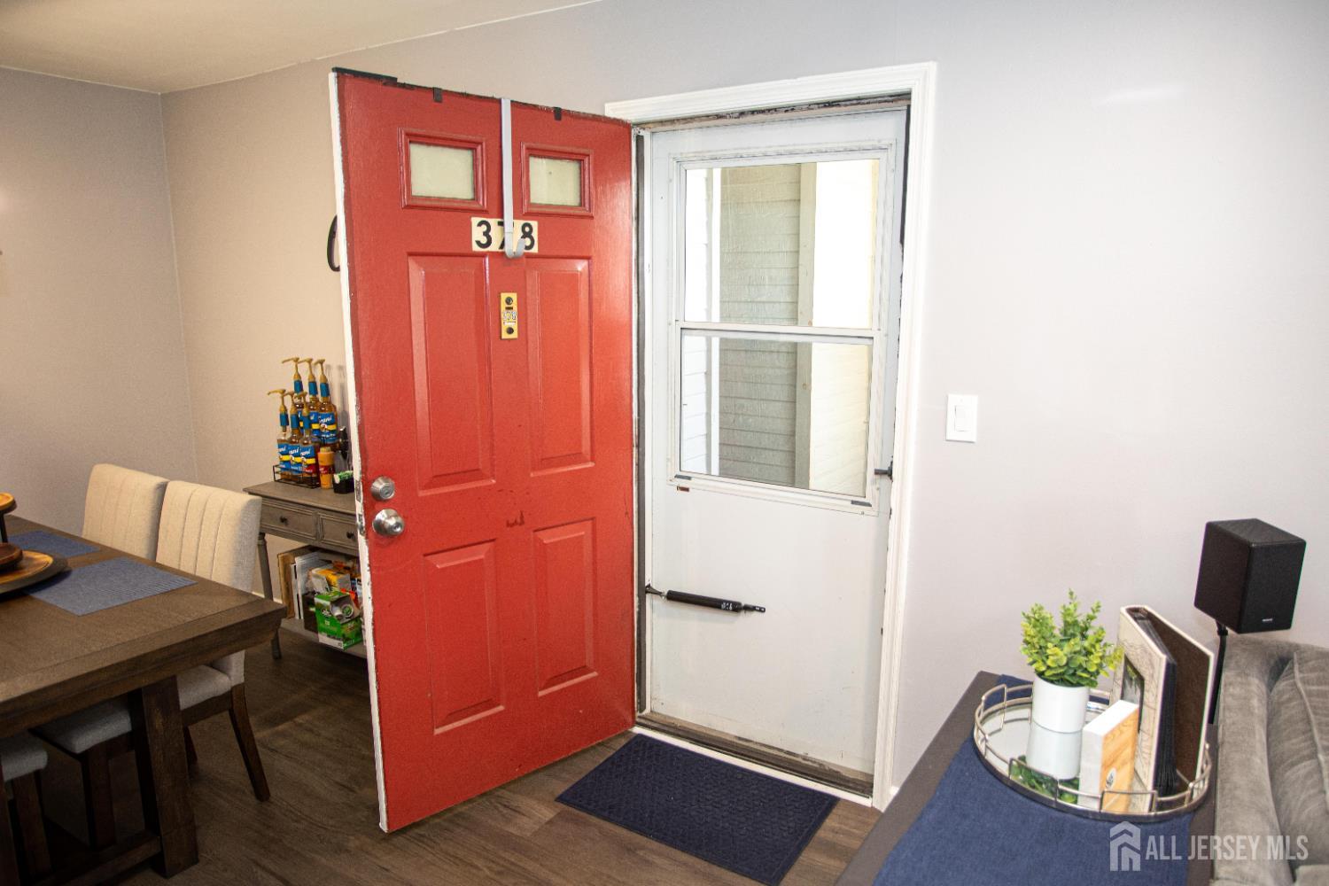 378 McDowell Drive Image 5