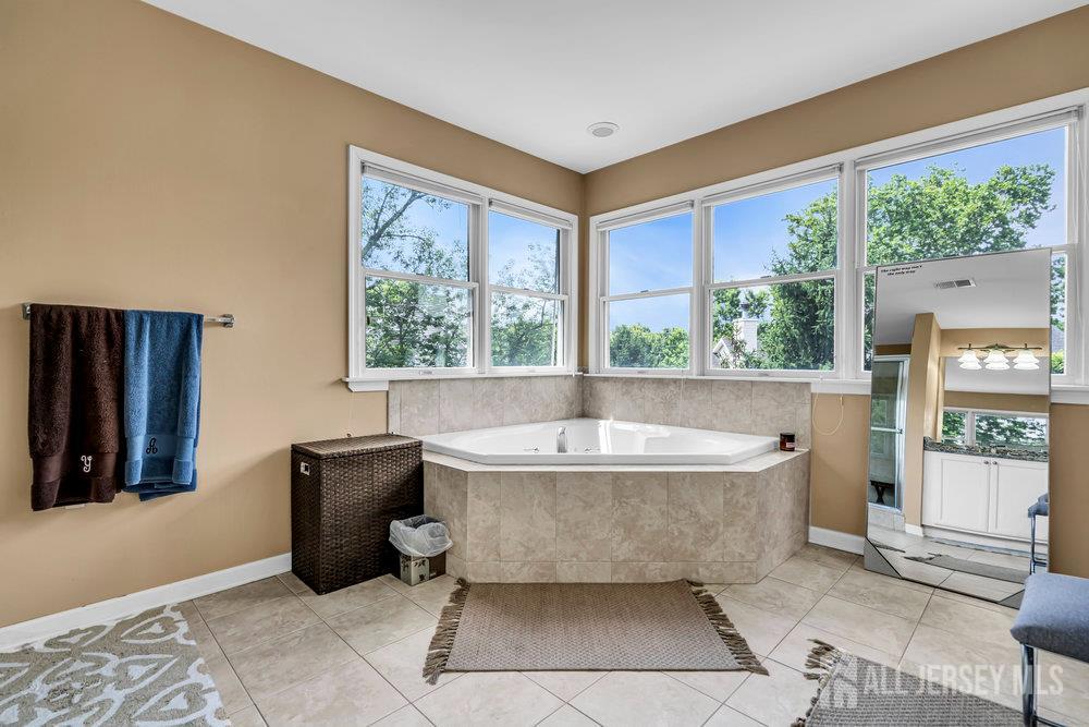 5 Catelli Road, South Brunswick, NJ, 08540 image 31