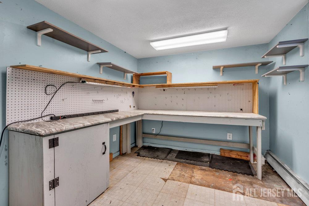 75 S McKinley Avenue, Iselin, NJ, 08830 image 25