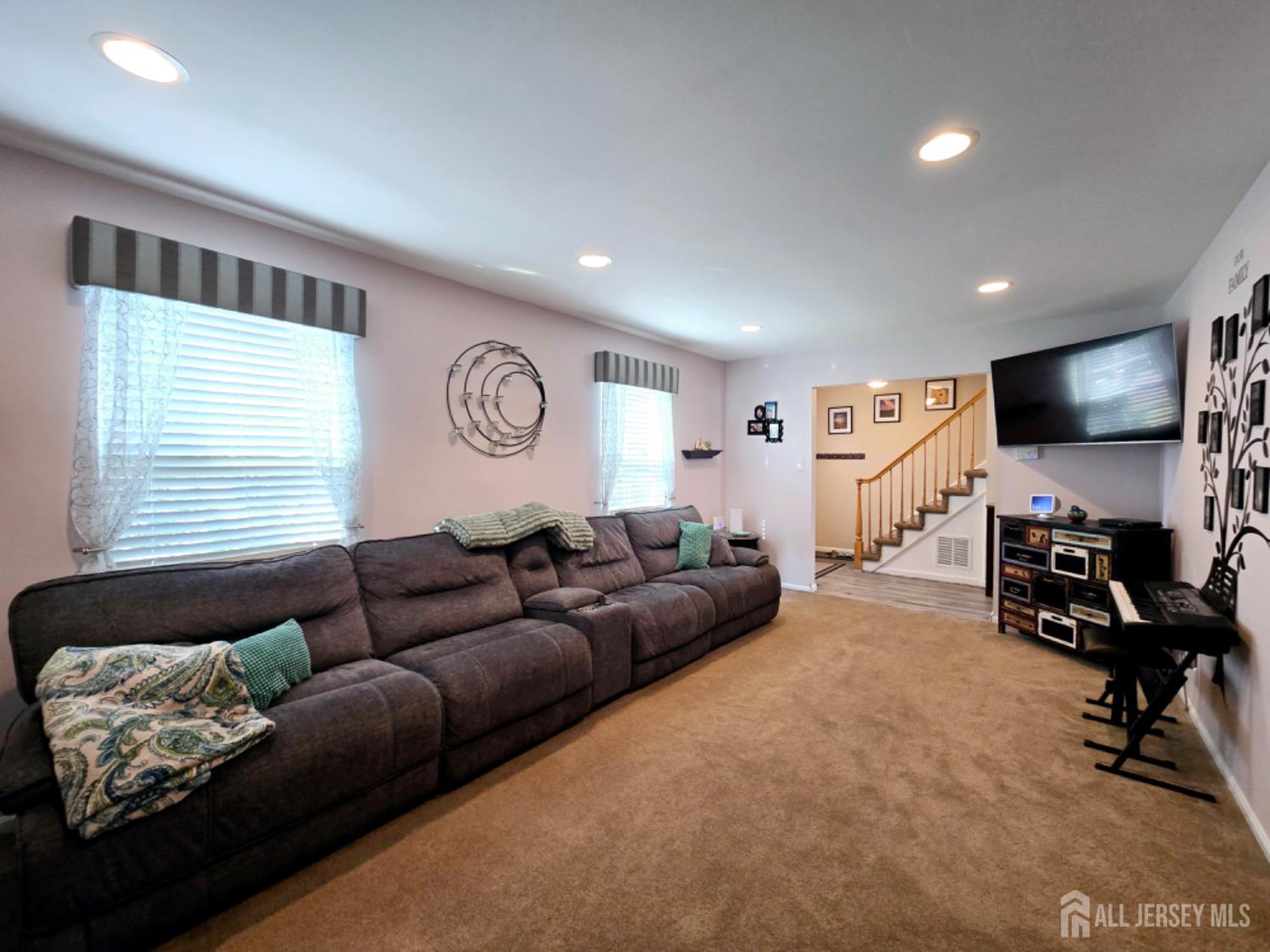 33 Snowdrift Lane, Howell, NJ, 07731 image 11