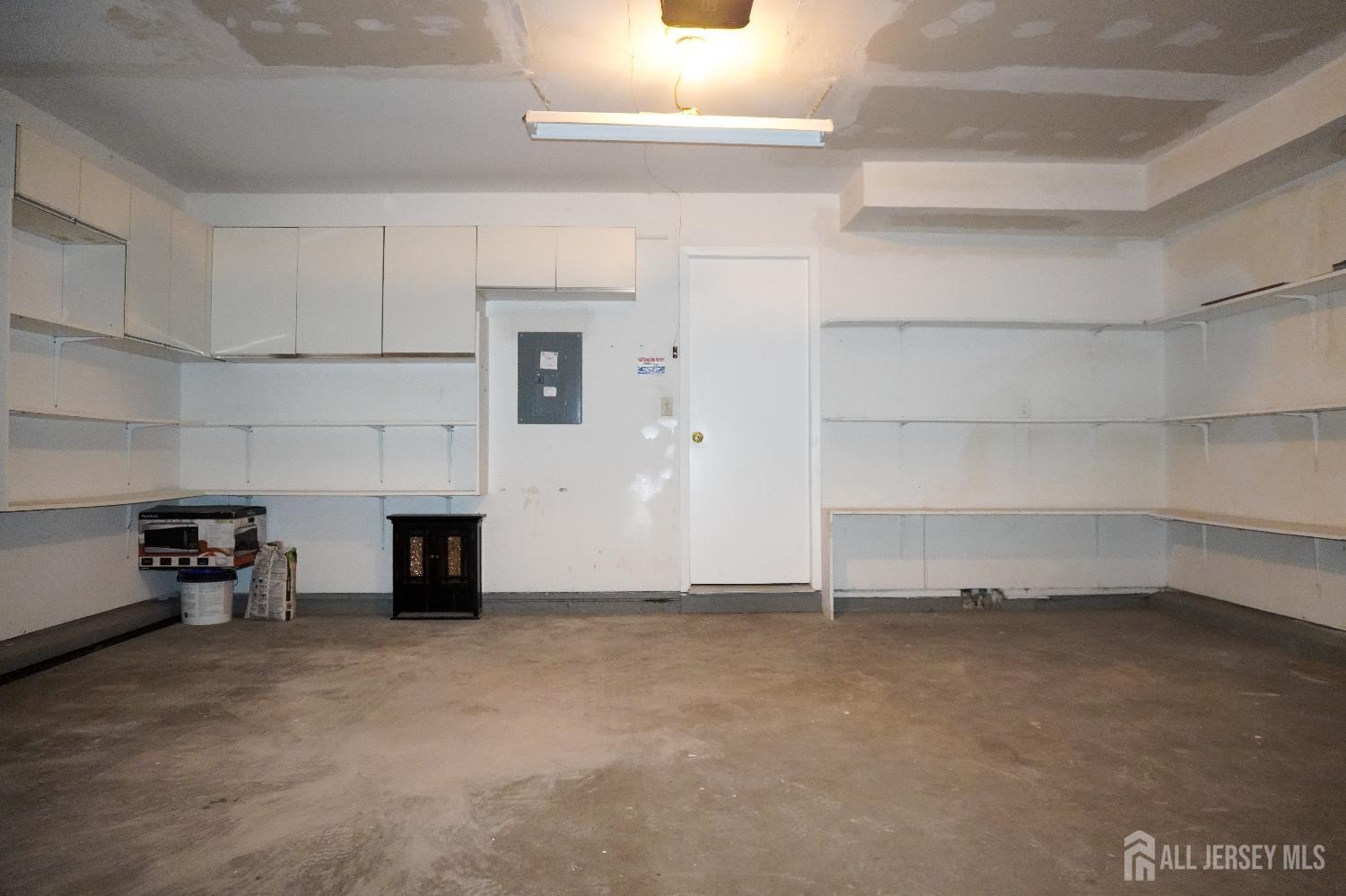 14 Carriage Place, Edison, NJ, 08820 image 42
