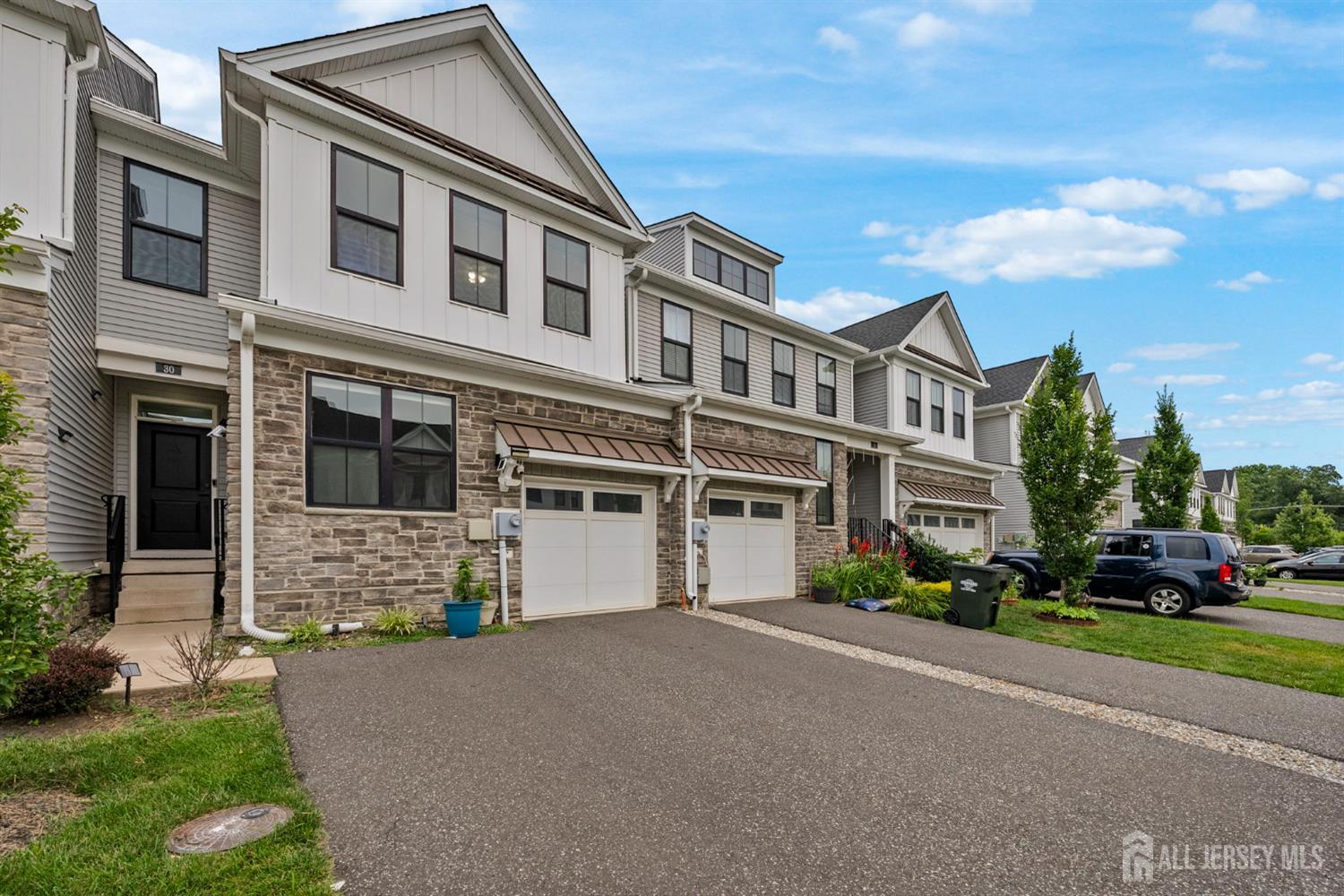 30 Clover Lane Image 1