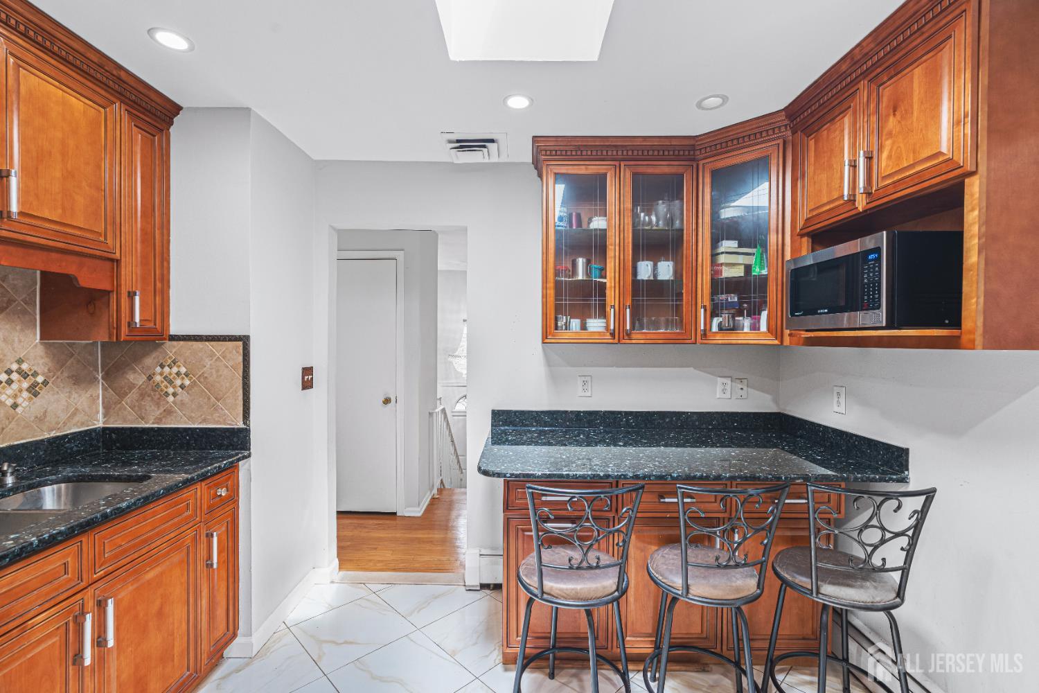 1099 new dover Road, Edison, NJ, 08820 image 16