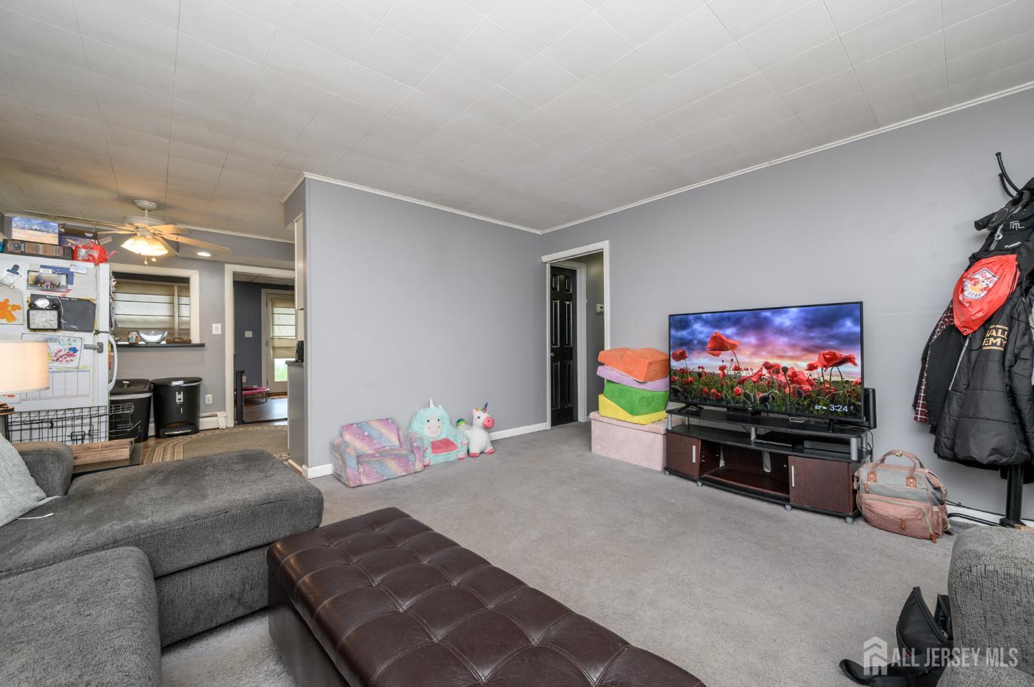 7 Lynn Court Image 5