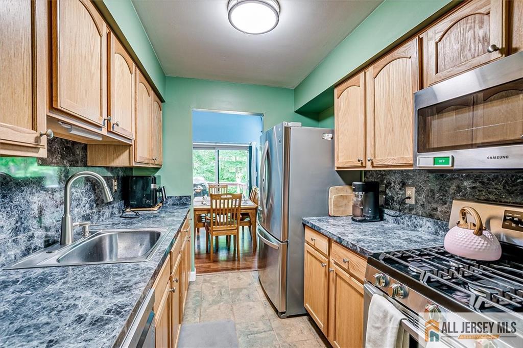 76 Letts Court 167, Old Bridge, NJ, 07747 image 8