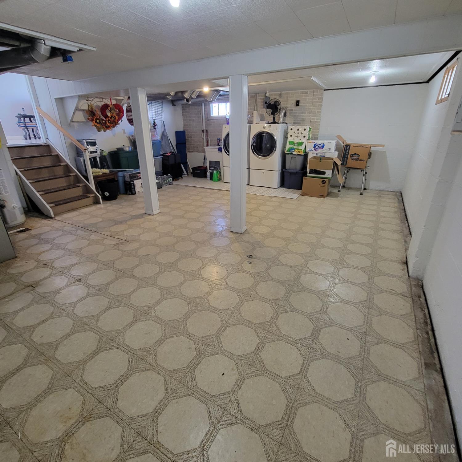 646 franklin Drive, Perth Amboy, NJ, 08861 image 35
