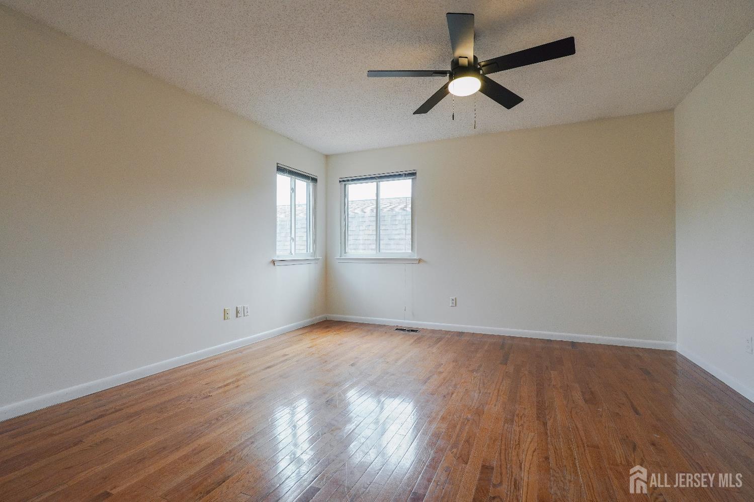 14 Carriage Place, Edison, NJ, 08820 image 32