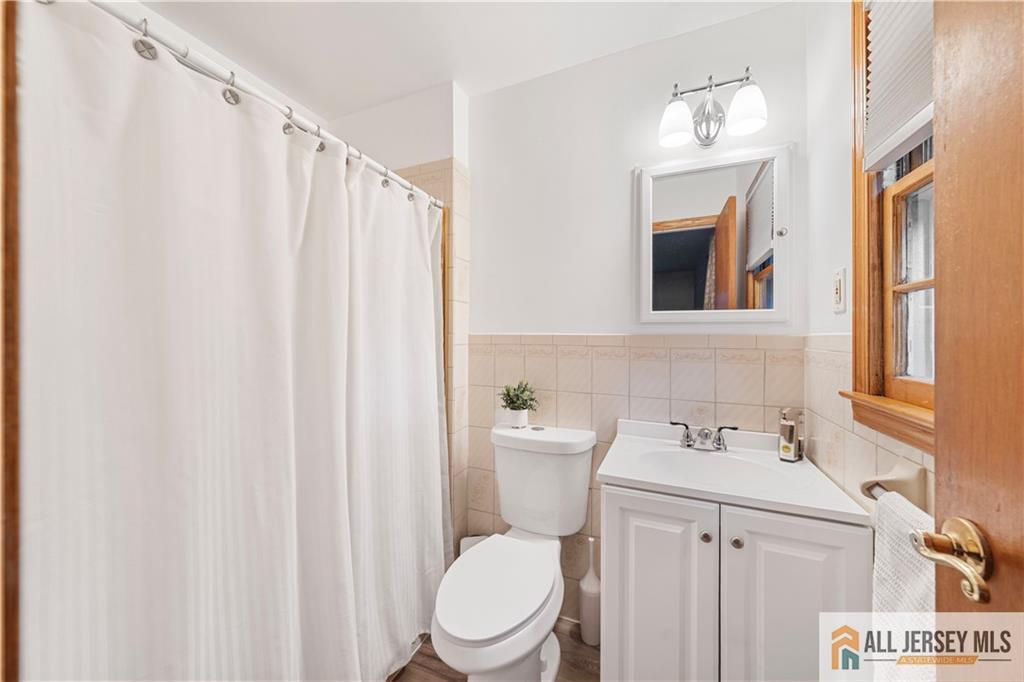 41 Jonathan Drive, Edison, NJ, 08820 image 18