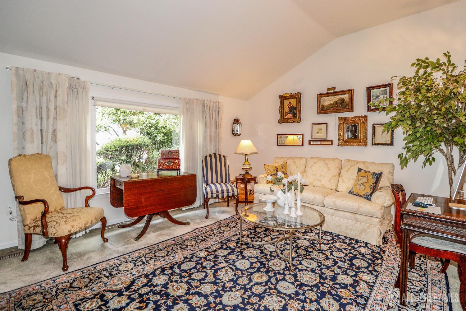 21 Teaberry Drive, Edison, NJ, 08820 image 8
