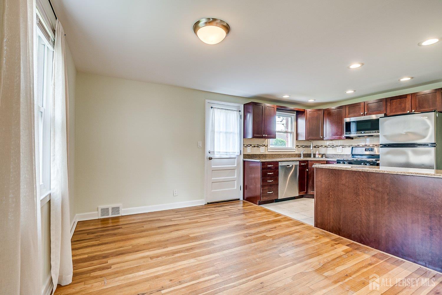 187 High Street, Metuchen, NJ, 08840 image 9