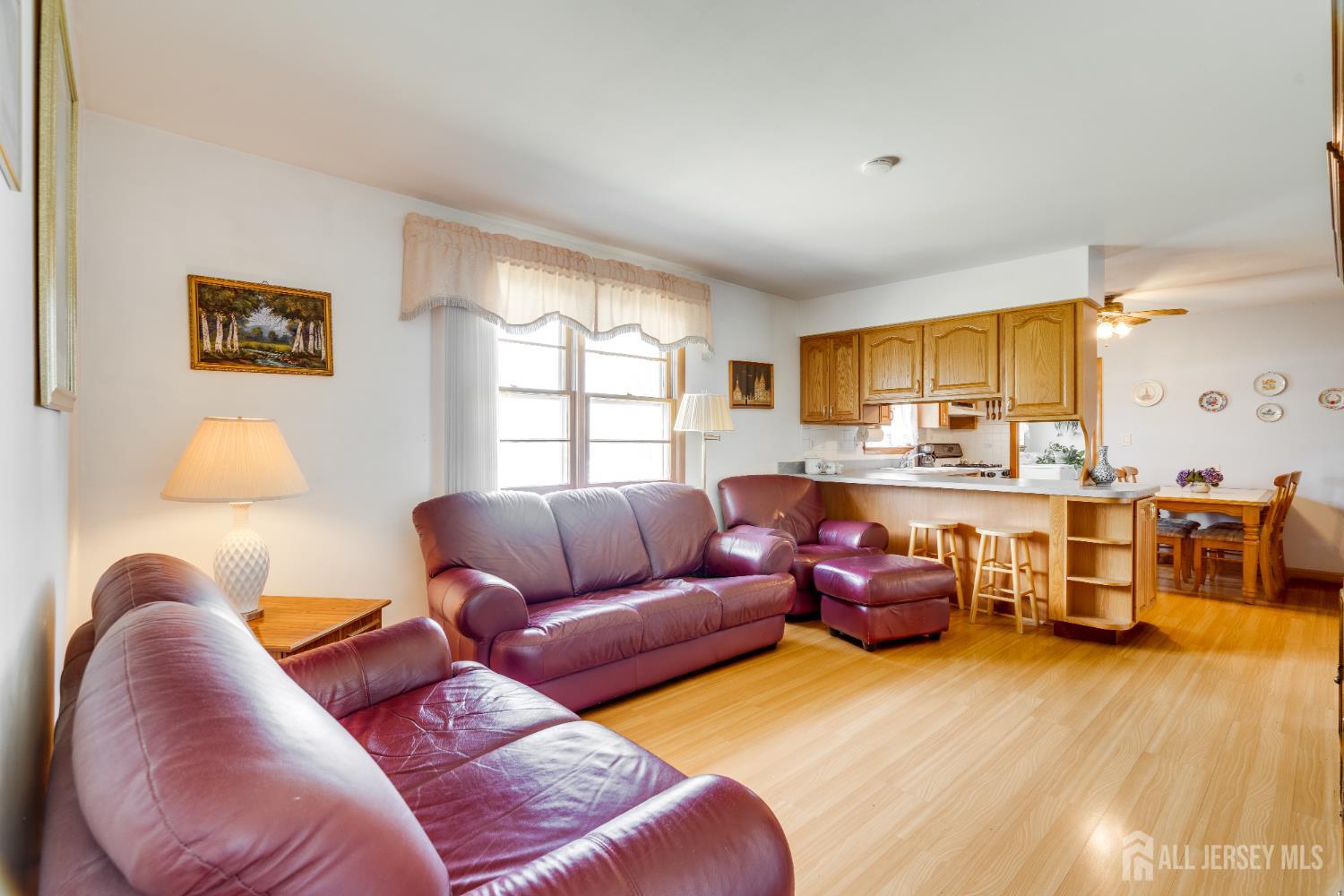 1365 Sioux Road, North Brunswick, NJ, 08902 image 10