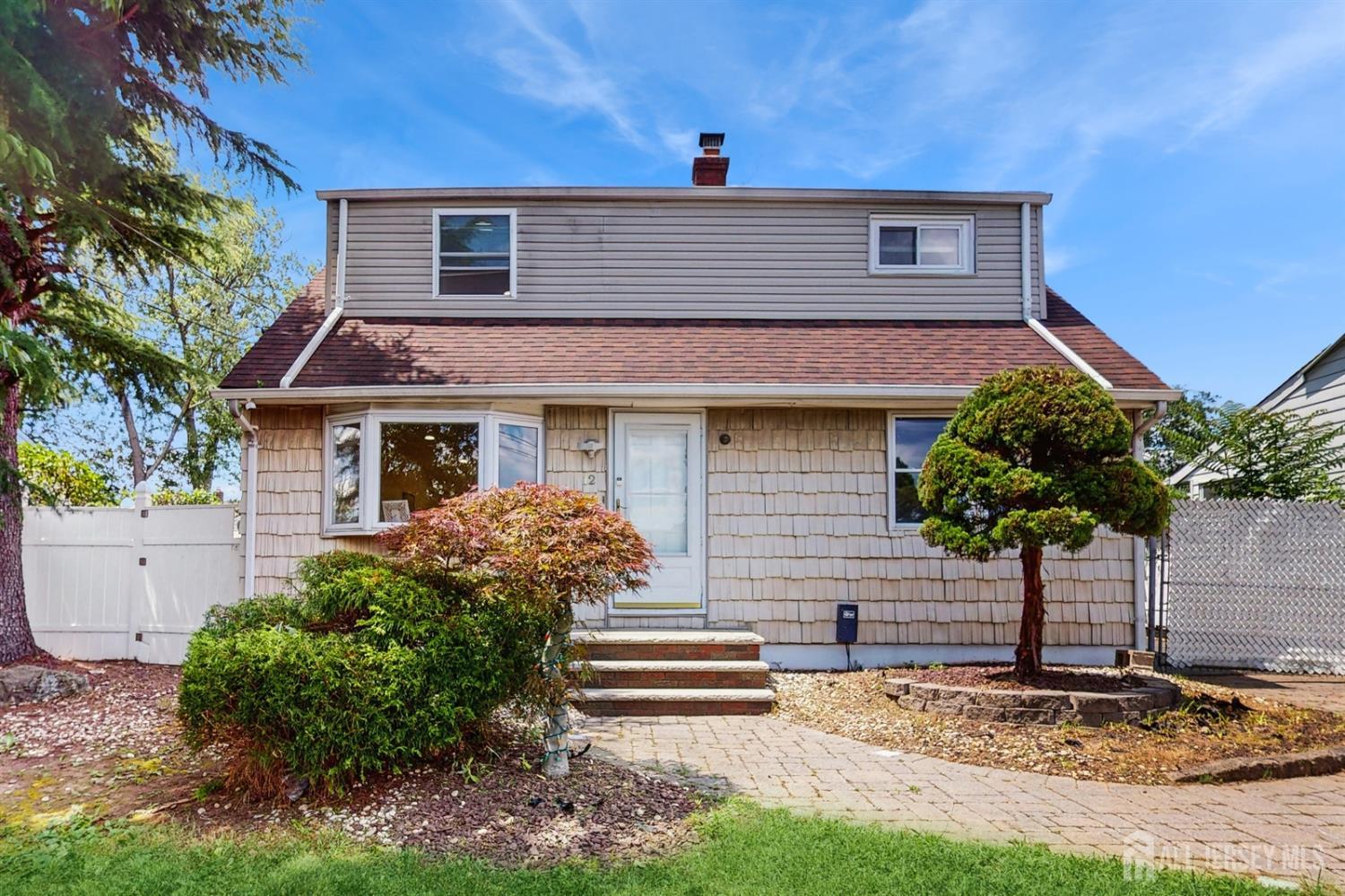 12 Bradley Drive, Edison, NJ, 08817