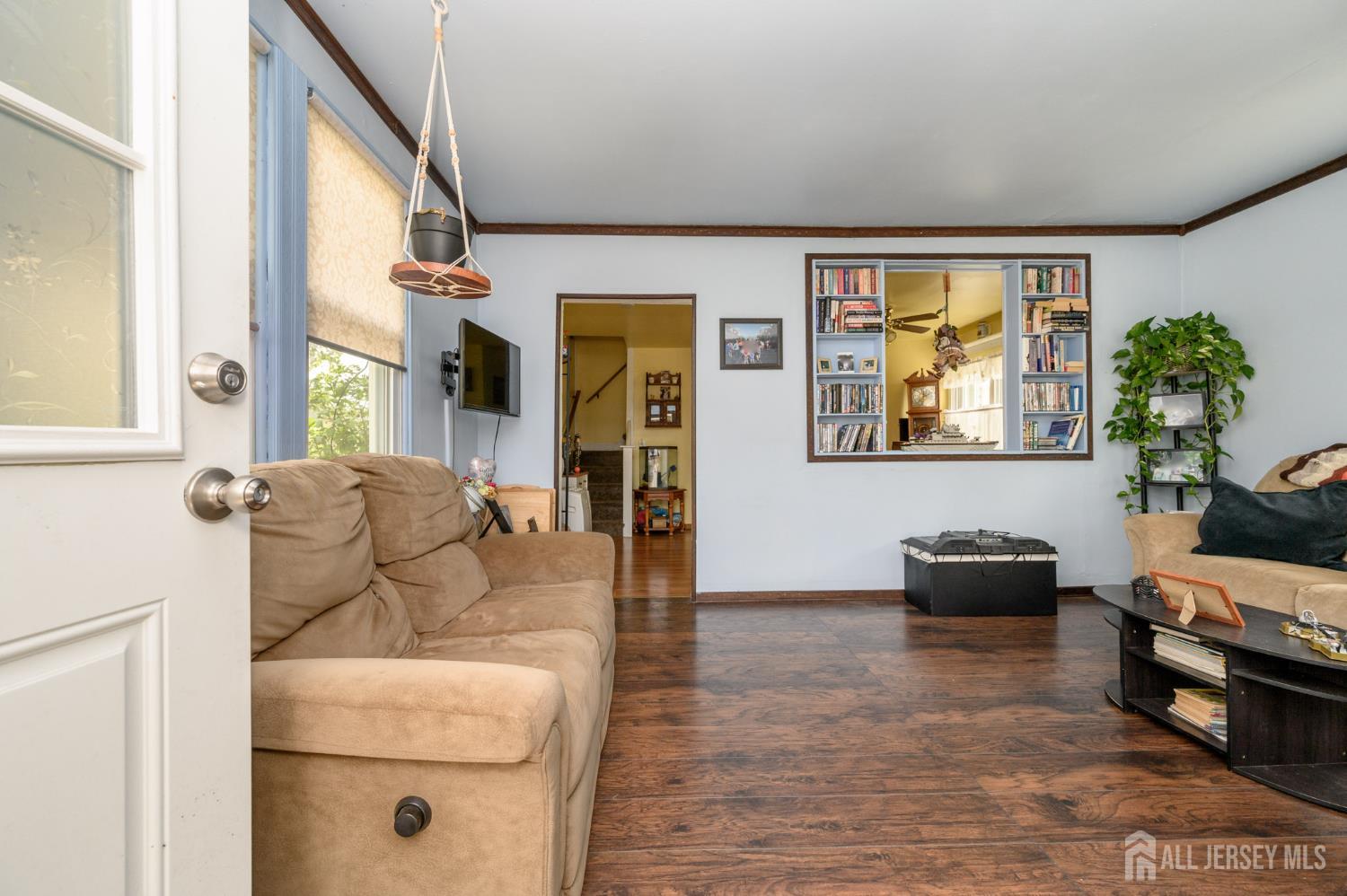 1650 Holly Road Image 4