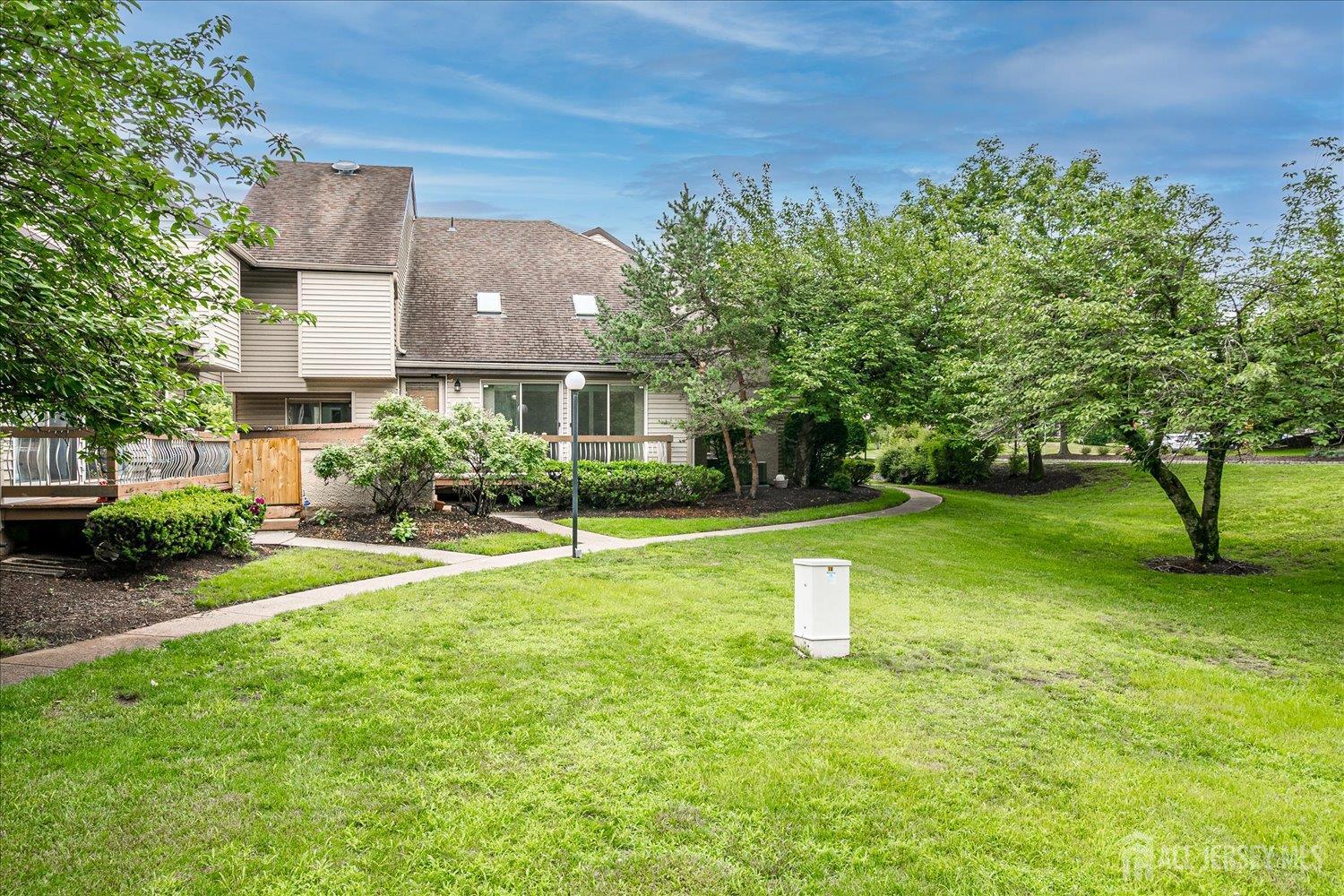 68 Kelly Drive, Edison, NJ, 08820 image 16