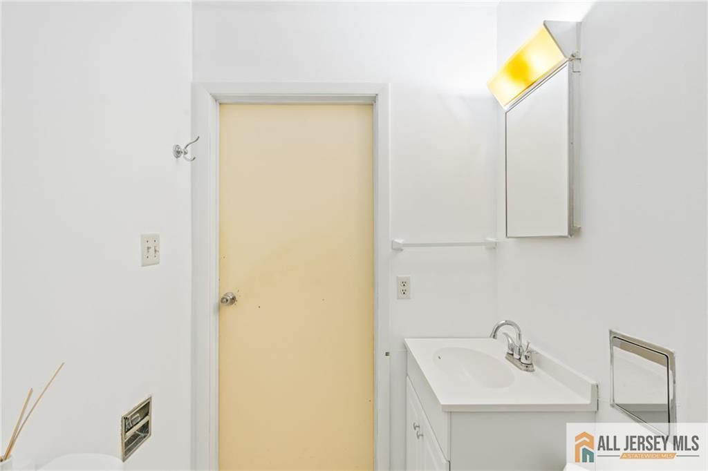 11 N Westfield Road, Howell, NJ, 07731 image 41