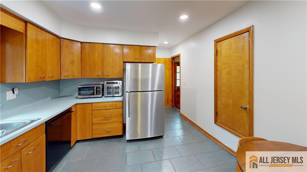 398 Waltham Avenue, Metuchen, NJ, 08840 image 6
