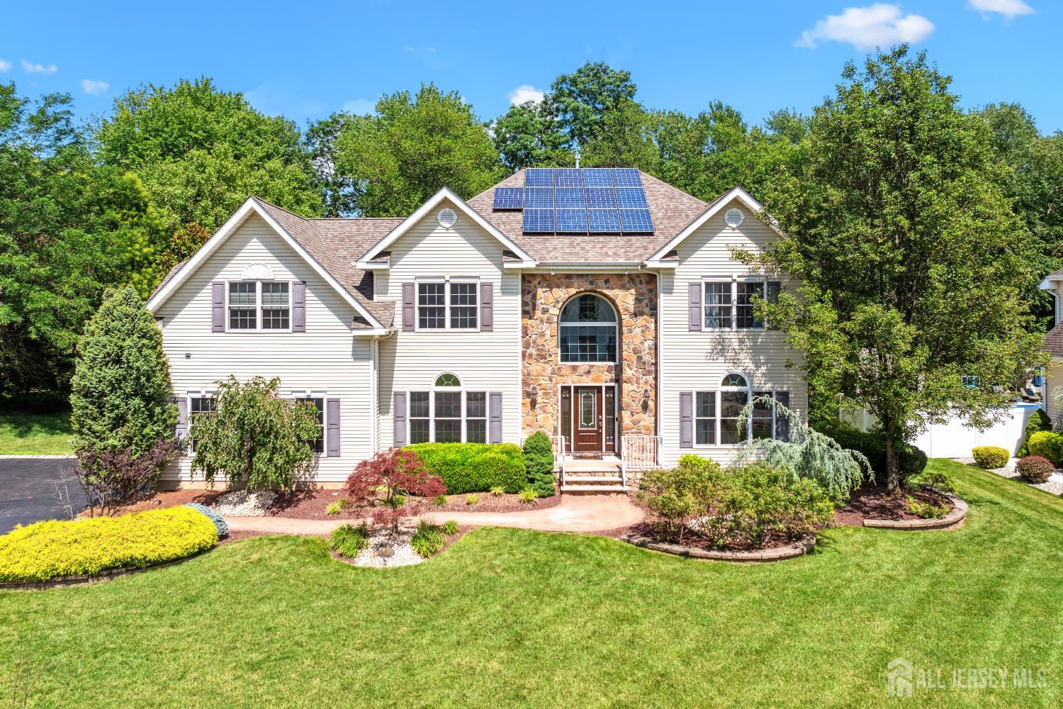 2 Treetops Drive, Monroe, NJ, 08831