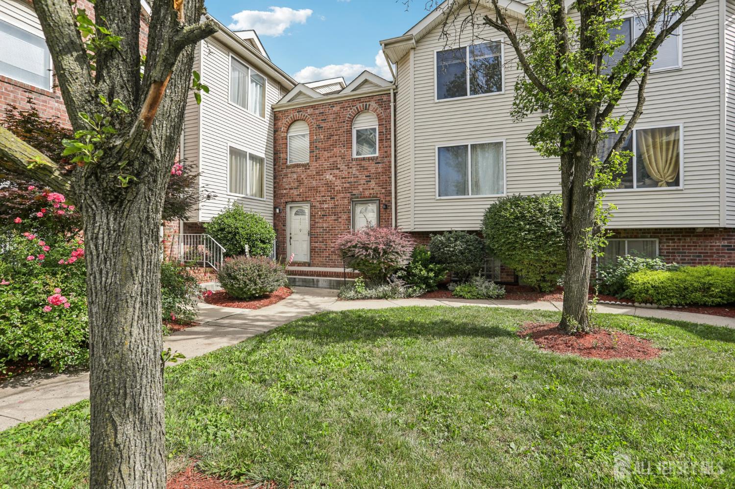 306 Holly Drive, Perth Amboy, NJ, 08861