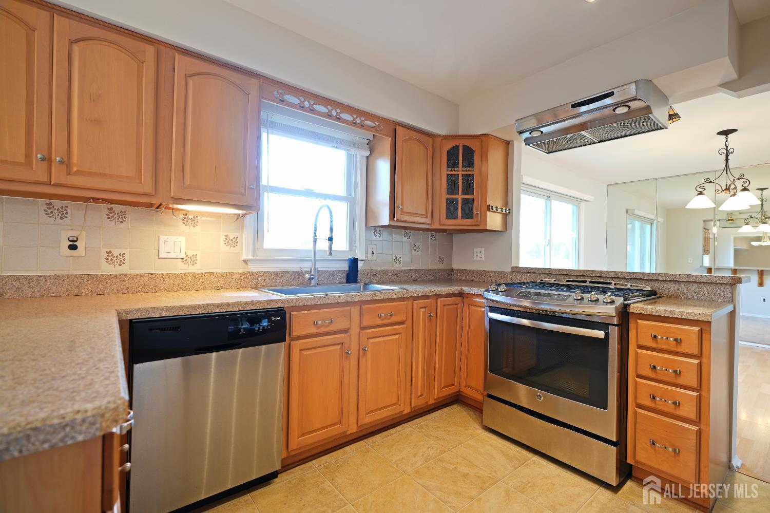 19 Wetherhill Way, South Brunswick, NJ, 08810 image 10