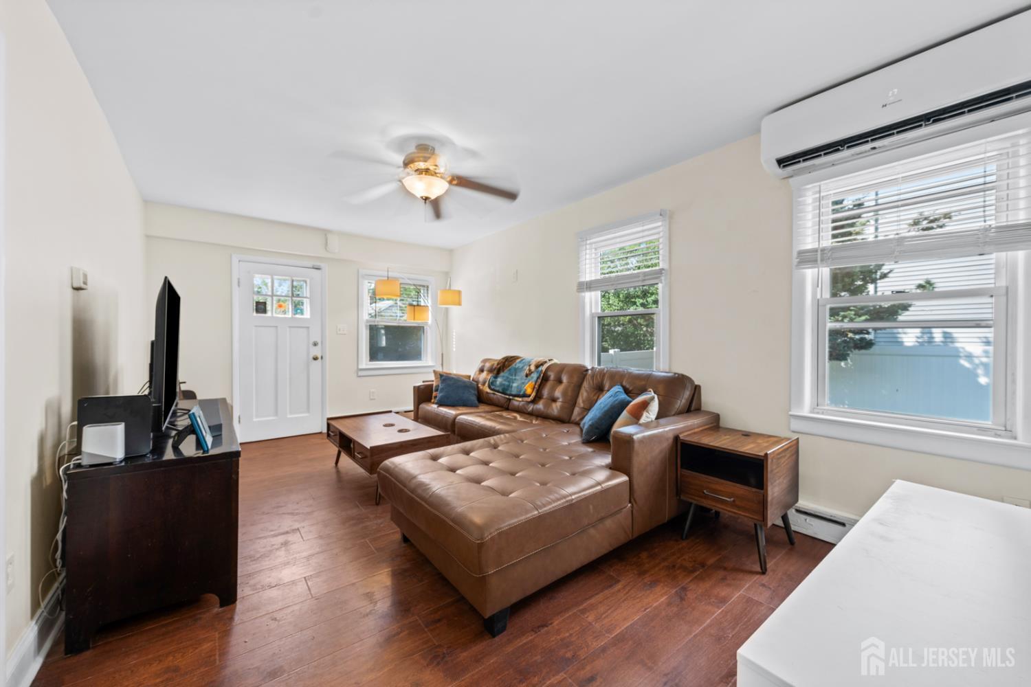 1775 W 5th Street Image 2