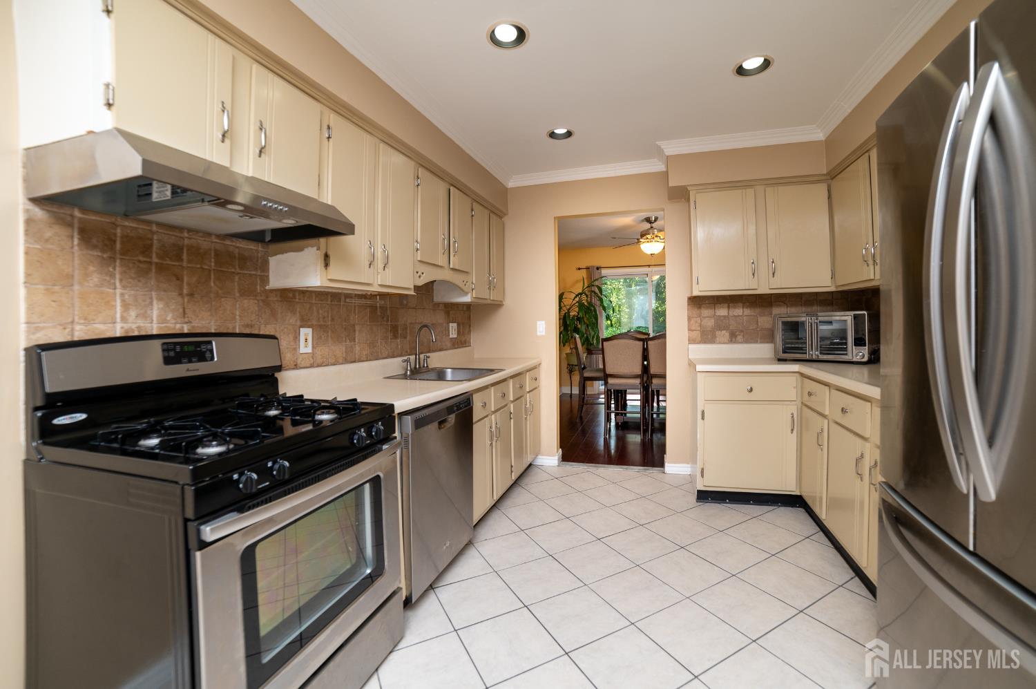 39 Lexington Circle, Old Bridge, NJ, 07747 image 7