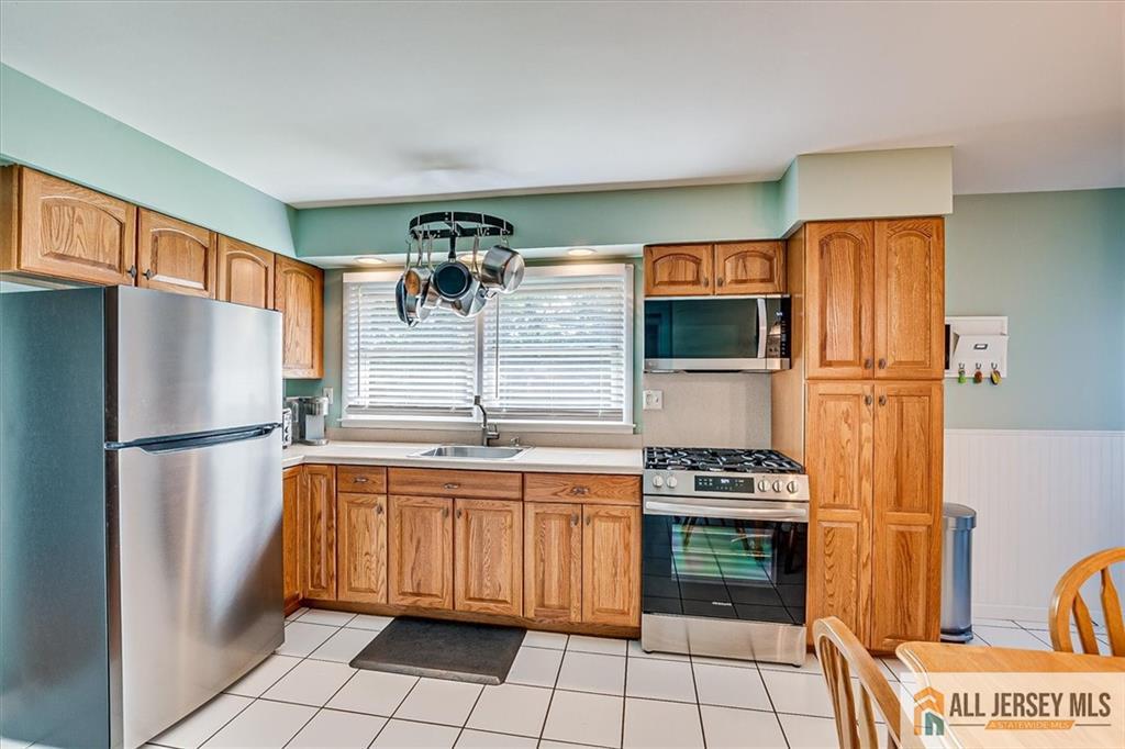 20 Melville Road, Edison, NJ, 08817 image 9