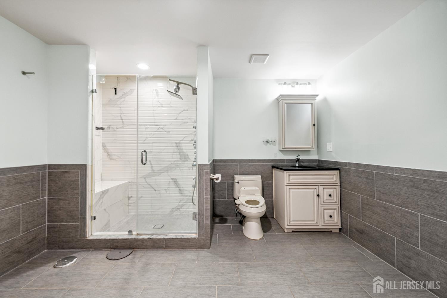 2 Treetops Drive, Monroe, NJ, 08831 image 46