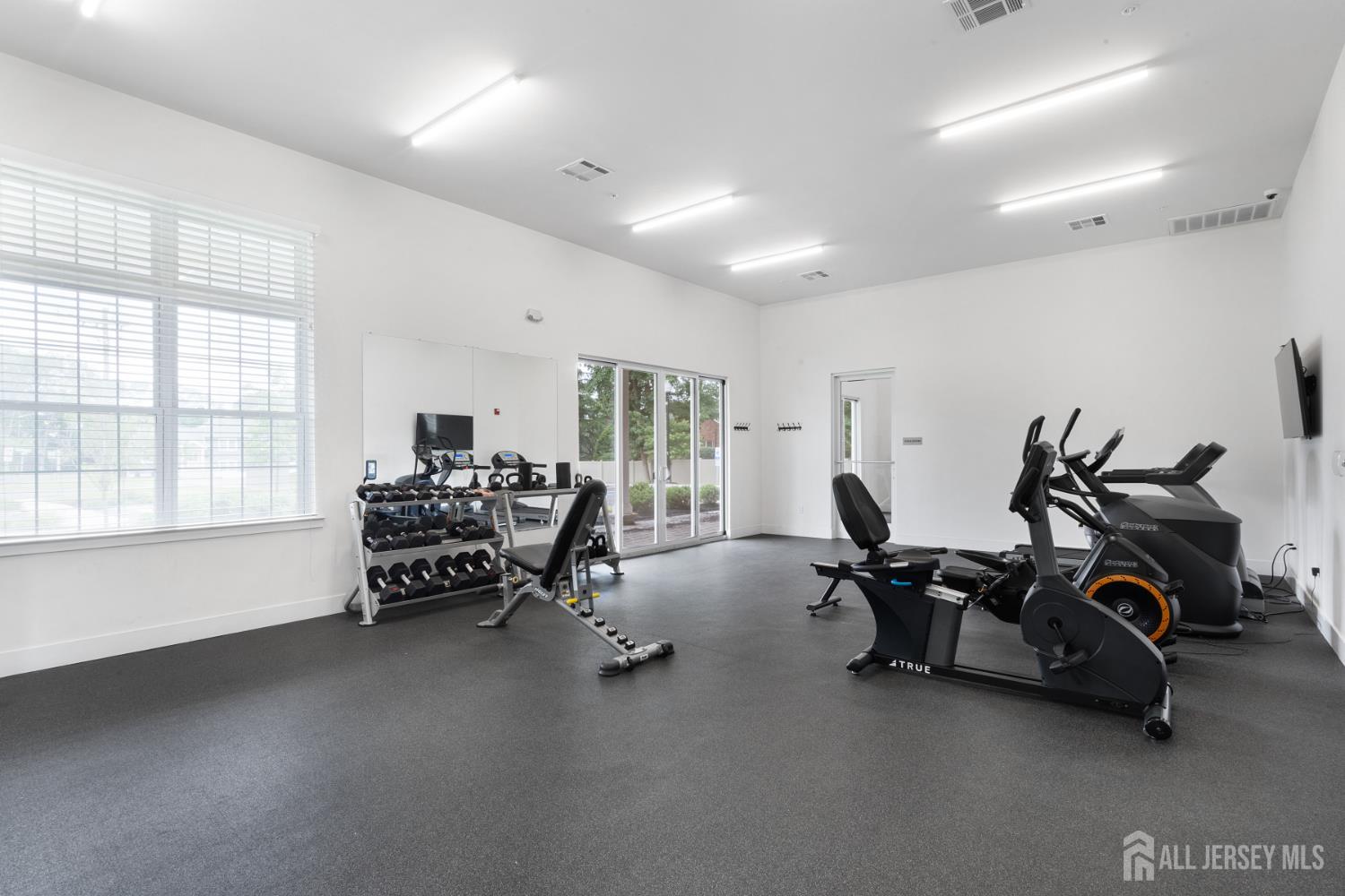 635 Lorhan Drive, Piscataway, NJ, 08854 image 33