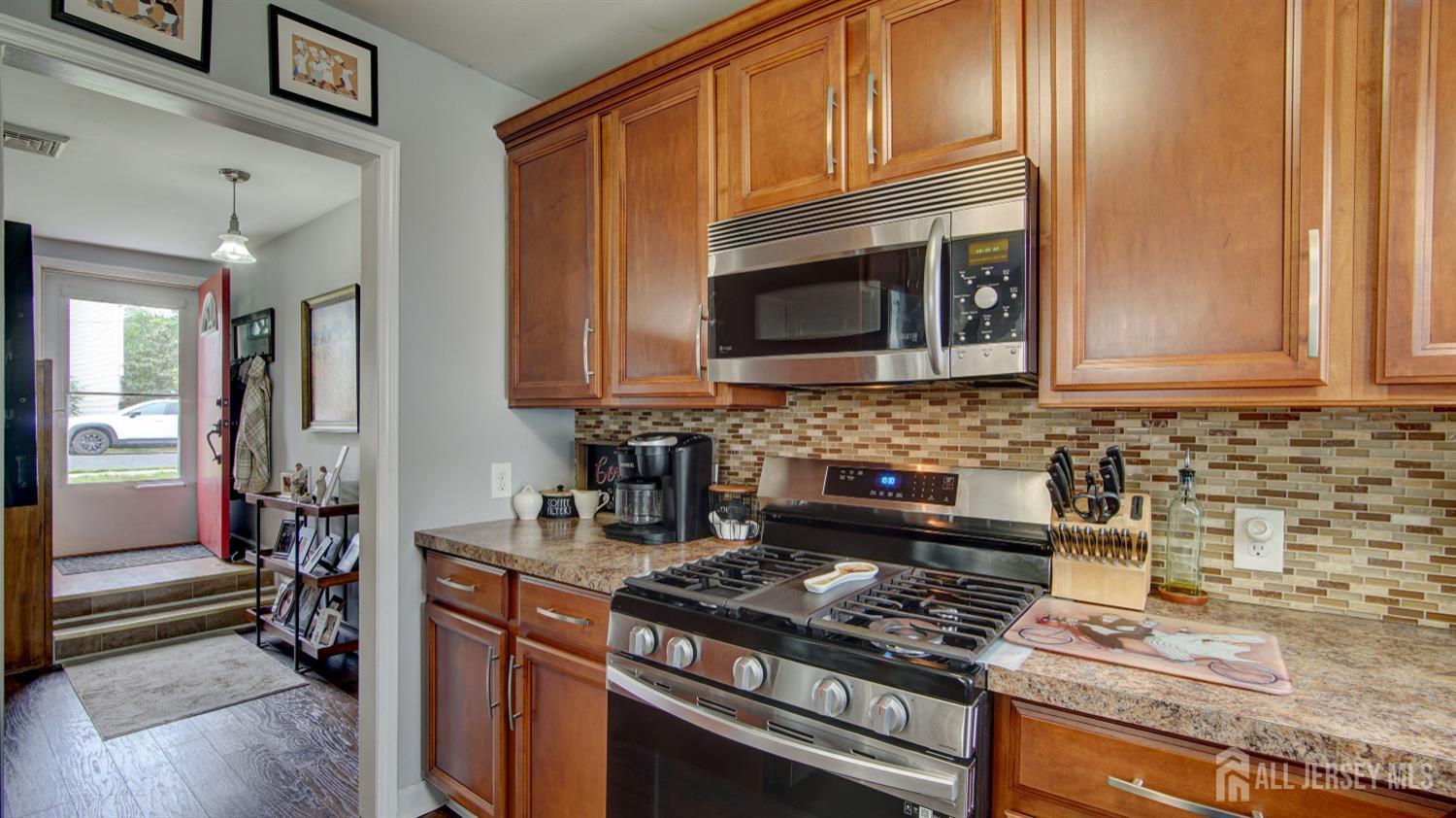 27 Carlton Avenue, Monroe, NJ, 08831 image 6
