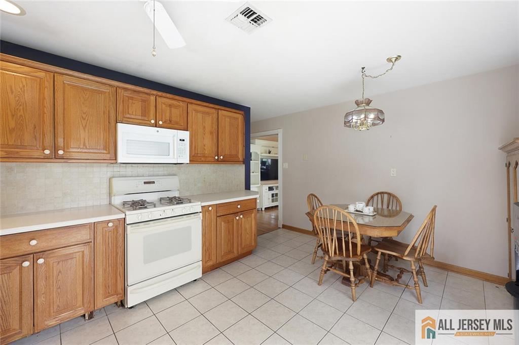 675 Georges Road, South Brunswick, NJ, 08852 image 9