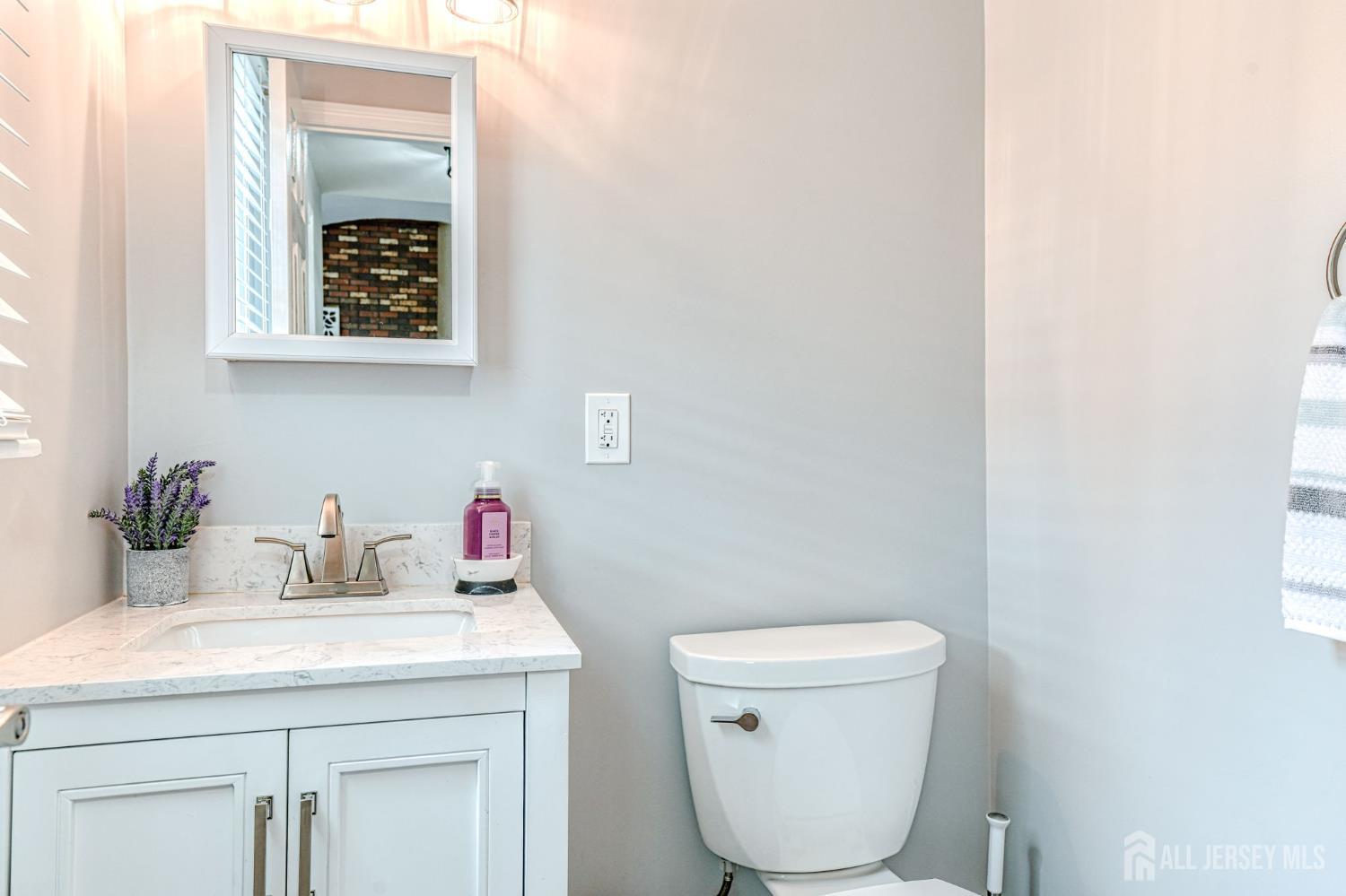 13 Ellingham Avenue, Monroe, NJ, 08831 image 7