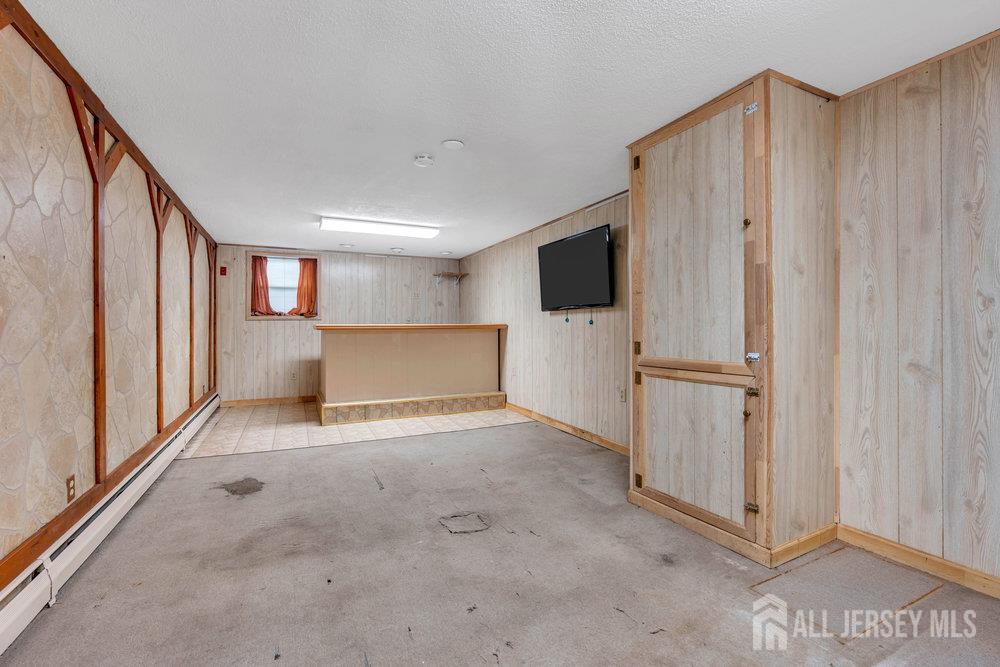 75 S McKinley Avenue, Iselin, NJ, 08830 image 27