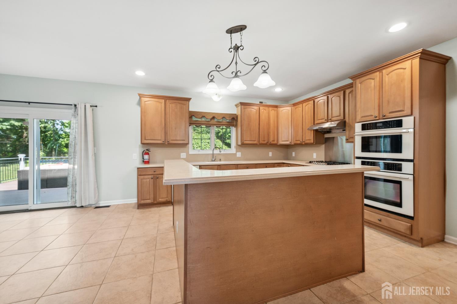 2 Treetops Drive, Monroe, NJ, 08831 image 17
