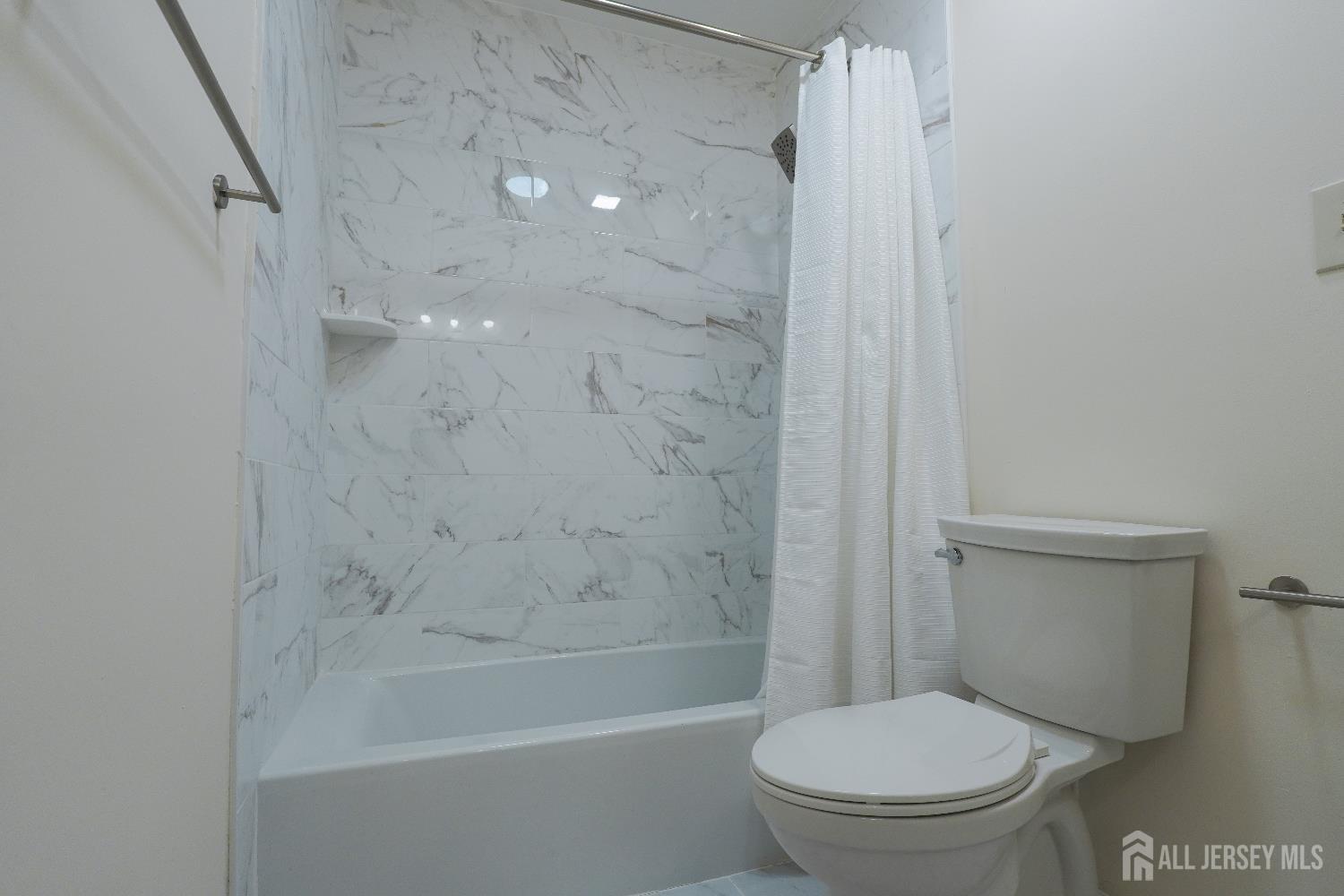 14 Carriage Place, Edison, NJ, 08820 image 29