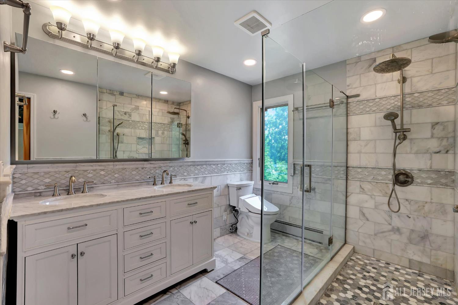 403 New Dover Road, Colonia, NJ, 07067 image 26