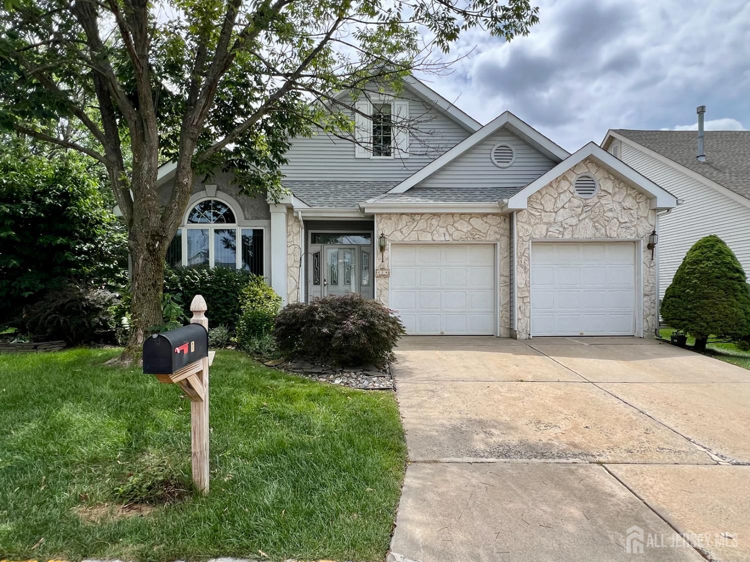 1 Walter Way, Monroe, NJ, 08831