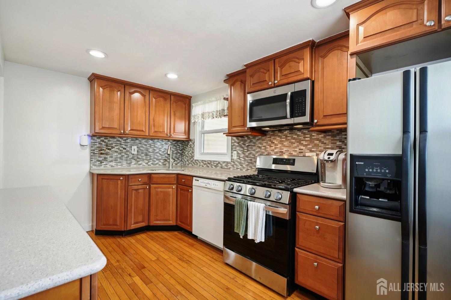 27 George Street, Avenel, NJ, 07001 image 10