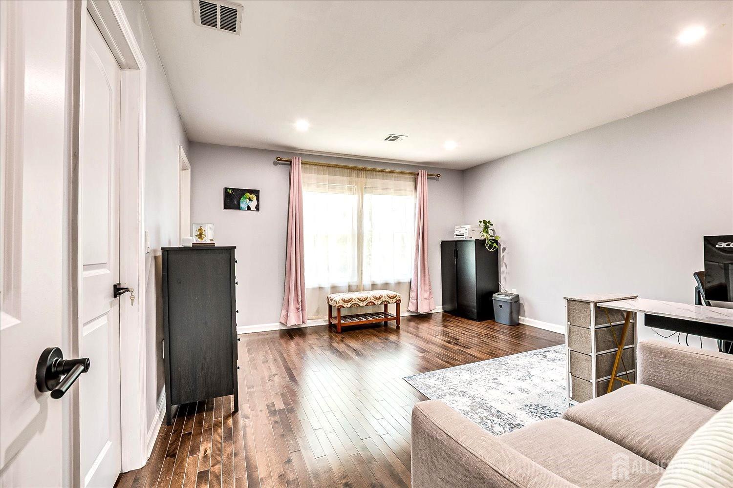 18 Rosewood Road, Edison, NJ, 08817 image 26