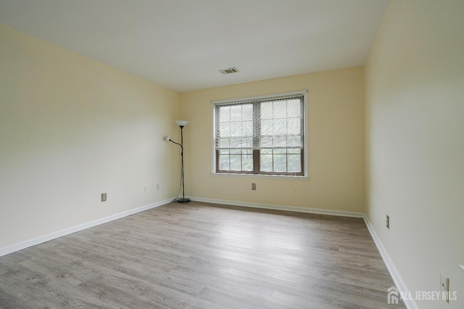 809 Woodhaven Drive, Edison, NJ, 08817 image 15