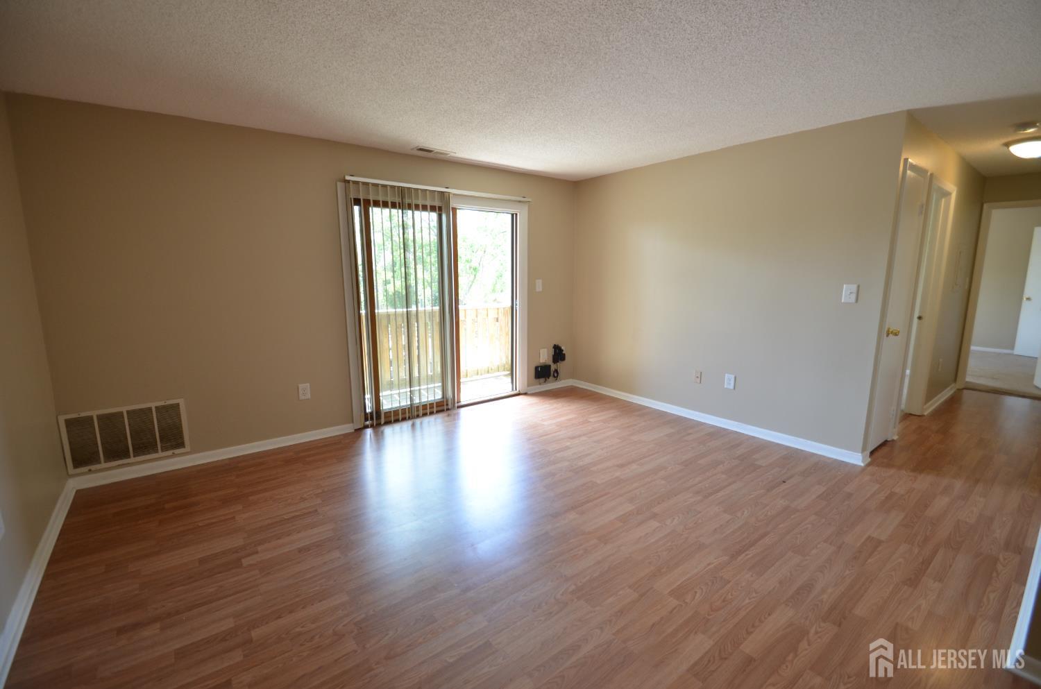 4806 Ravens Crest Drive Image 5