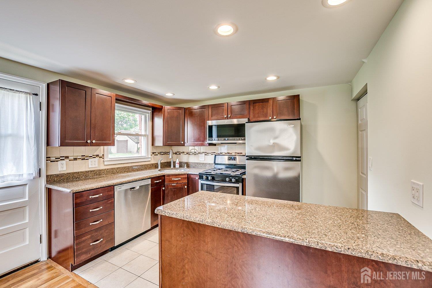 187 High Street, Metuchen, NJ, 08840 image 12
