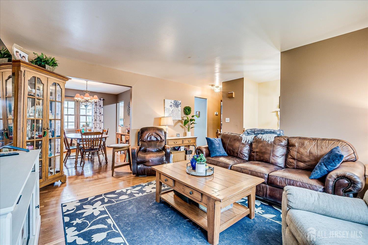 20 Market Street, Edison, NJ, 08817 image 10