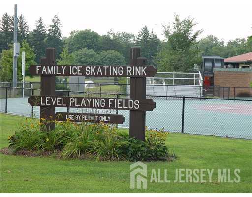 172 Evergreen Road 15B, Edison, NJ, 08837 image 6