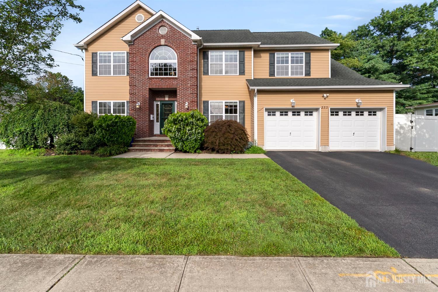 233 Brooklyn Avenue, Spotswood, NJ, 08884