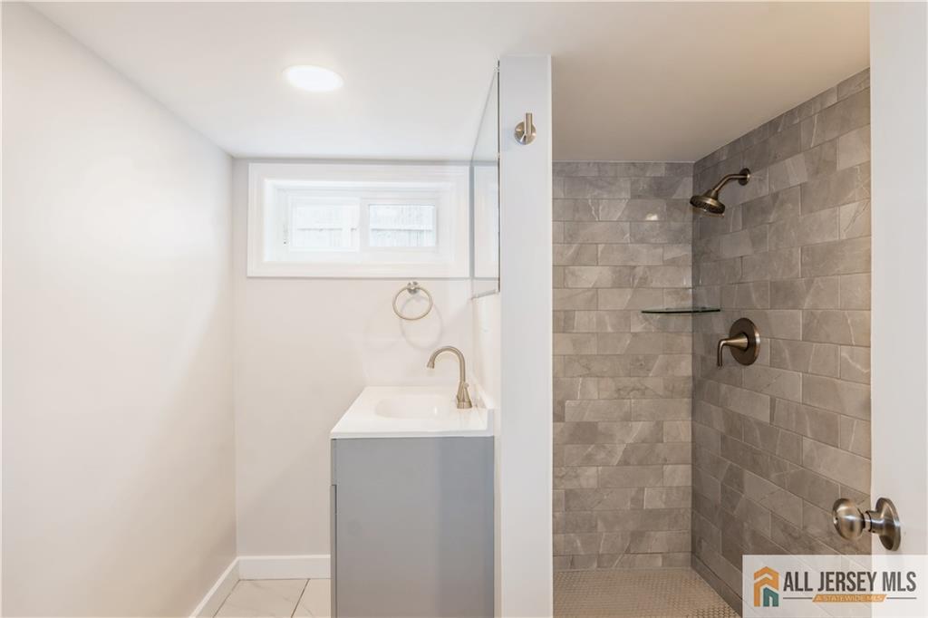 5 Madison Avenue, Avenel, NJ, 07001 image 24