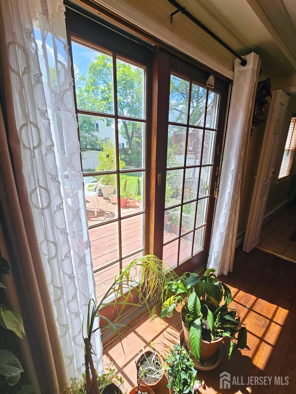 439 Fairview Avenue Image 4